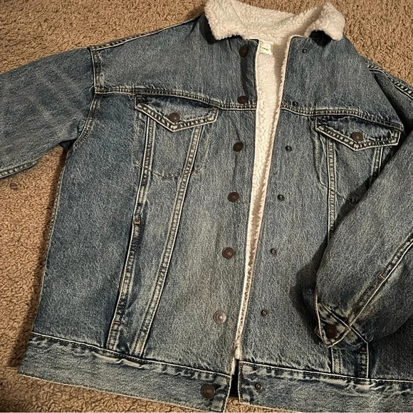 {Offline by Aerie} fleece lined denim jacket - Picture 2 of 7